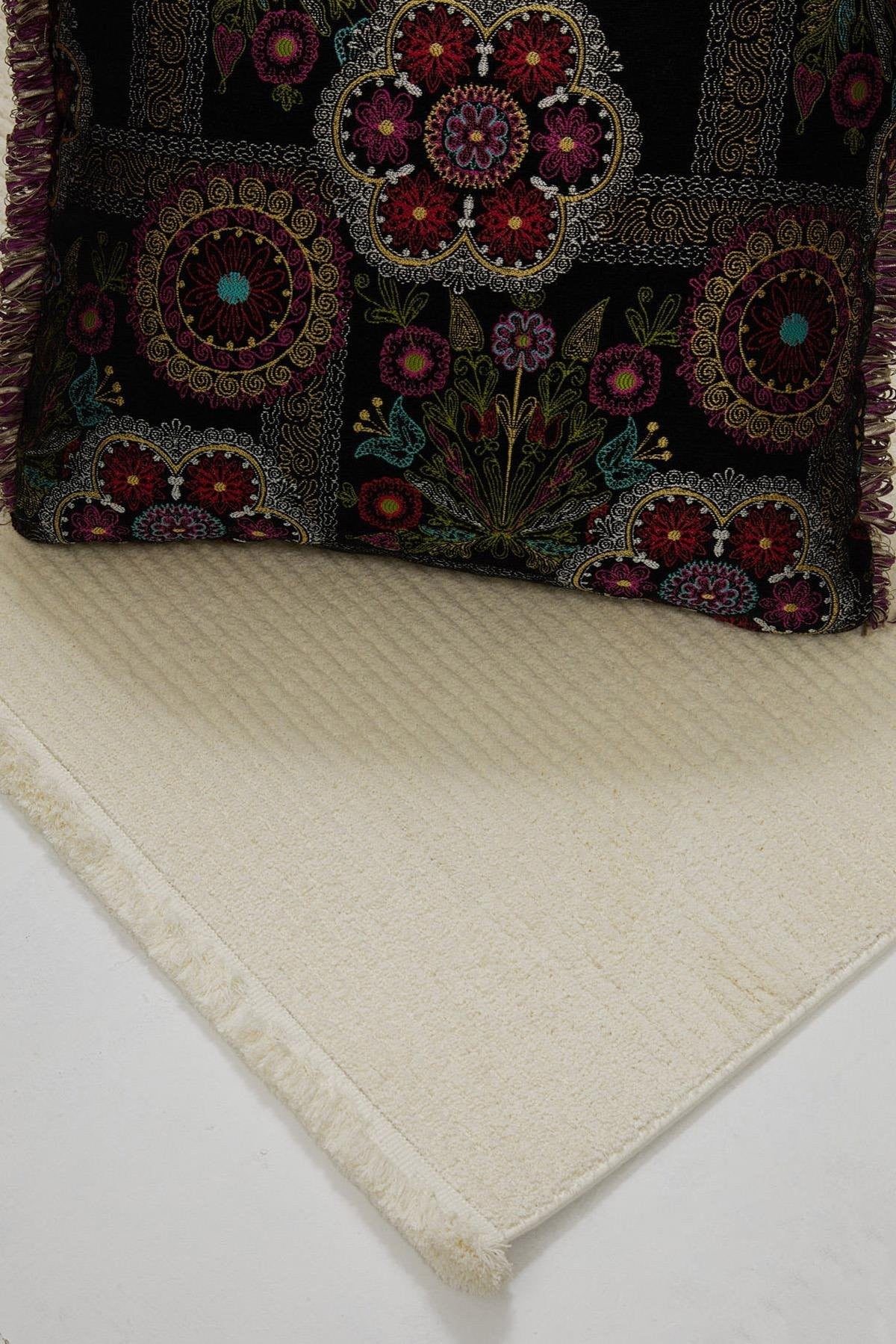 Evdeco Violet 3601 Cream Soft Textured Modern Living Room Carpet