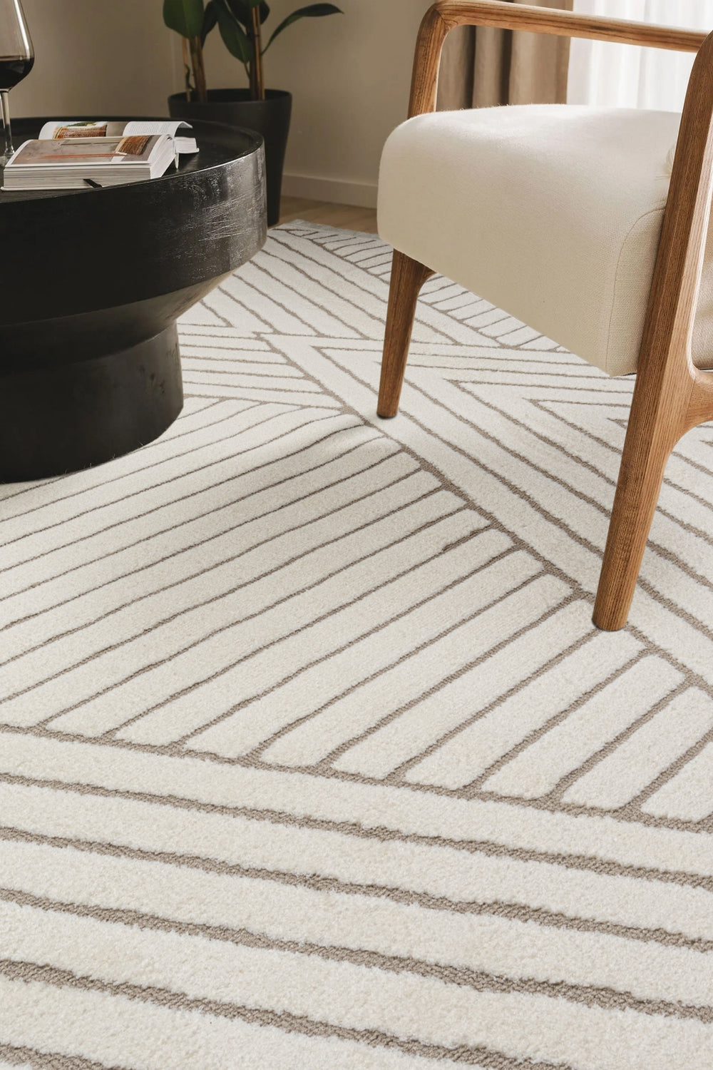 Evdeco Sidney SD02 Krem Bej Modern İskandinav Peluş Dokulu Halı