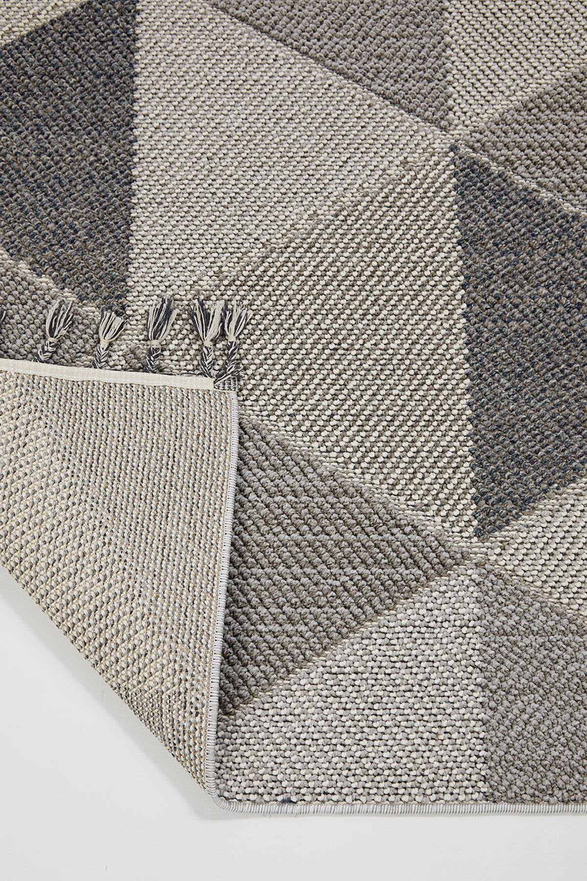 Evdeco Lena 1401 Gri Örgü Desenli Kesme Halı